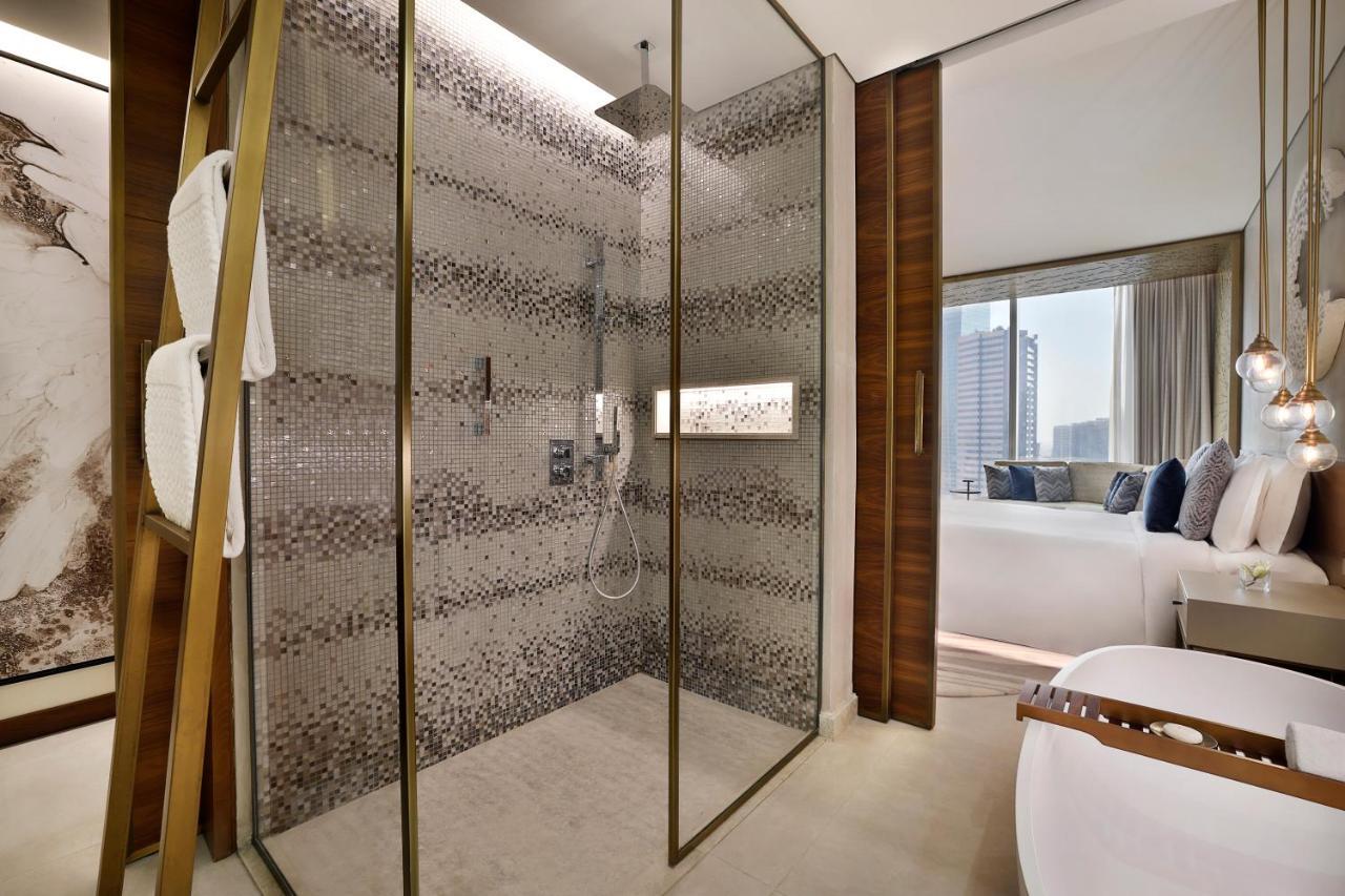 Deluxe King Room Canal View including Signature St Regis Butler Service